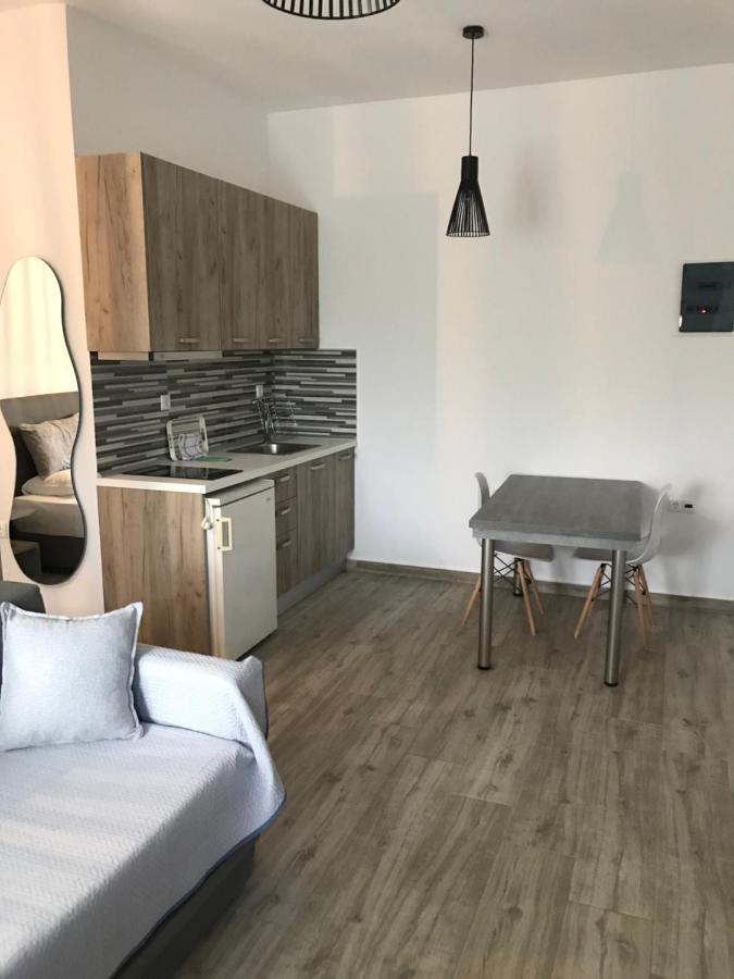 新马尔马拉斯 Savvas House酒店 外观 照片