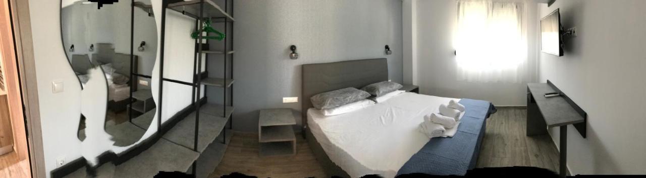 新马尔马拉斯 Savvas House酒店 外观 照片